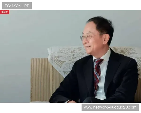突破极限与心路历程：运动员独家访谈背后的坚持与荣耀